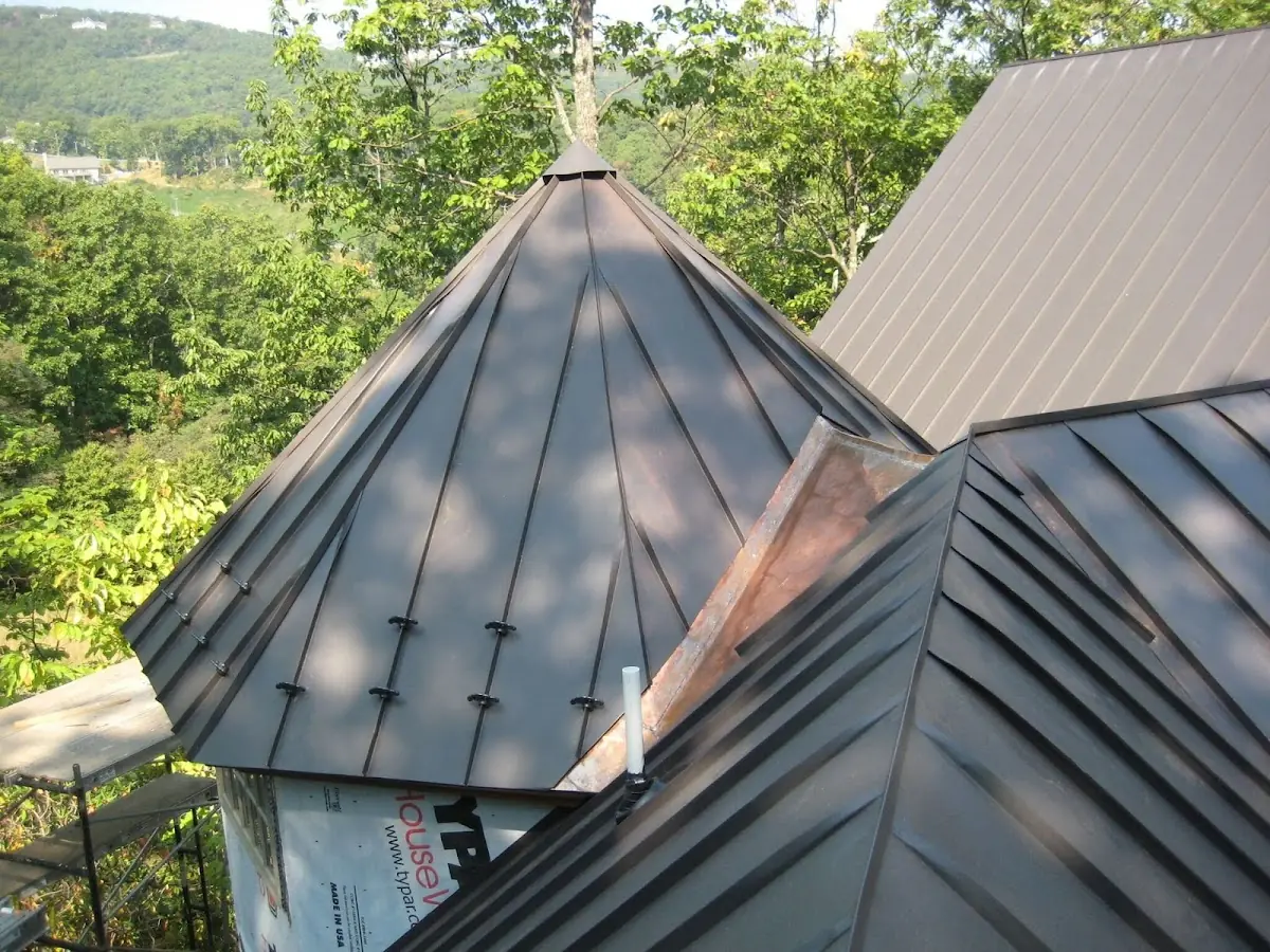 Professional Roof Tarp Installation by Craftsman Roofing in Yoman